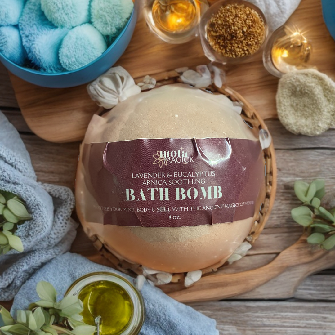 Crystal Surprise Bath Bomb | Lavender & Eucalyptus